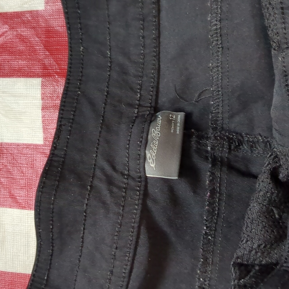 Eddie Bauer Womens Shorts Size 12 (Lot Of 2) - Picture 8 of 9